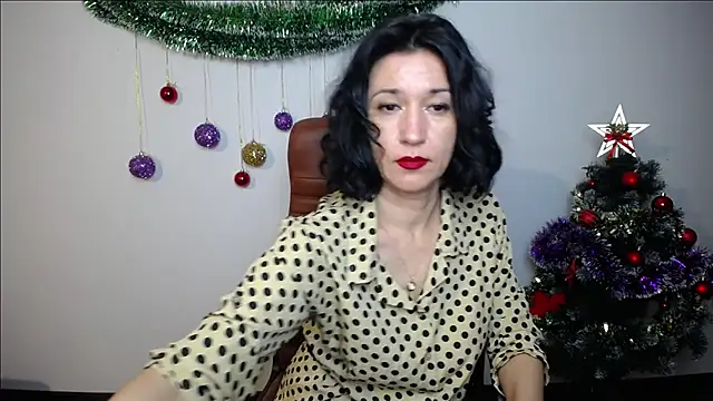 Snapshot of CameronEnns chatting on December 22, 2025, 7:36 pm CameronEnns online show from December 22, 2025, 7:36 pm