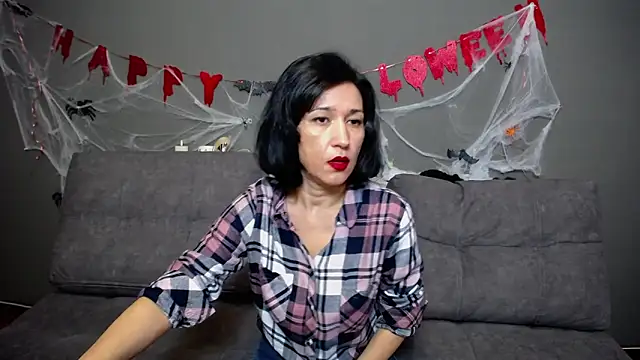 Snapshot of CameronEnns chatting on October 29, 2025, 7:29 am CameronEnns online show from October 29, 2025, 7:29 am