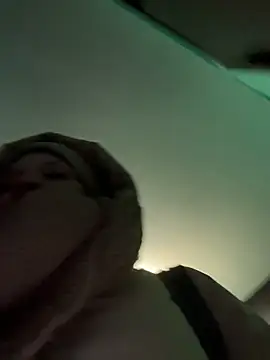 MiraReach online show from December 1, 2025, 2:23 am