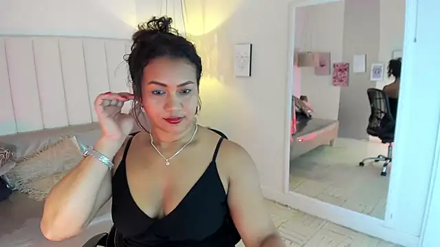 Snapshot of veronica_b07 chatting on April 16, 2026, 9:39 pm veronica b07 online show from April 16, 2026, 9:39 pm