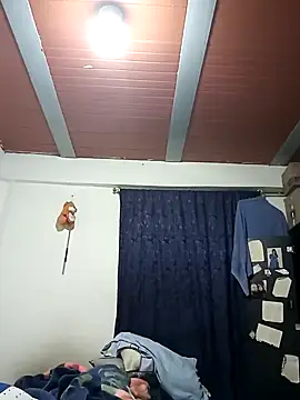 Snapshot of jean--98 chatting on February 16, 2026, 10:47 am jean--98 online show from February 16, 2026, 10:47 am