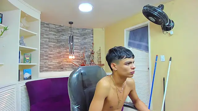 Brownie Lovers online show from October 15, 2025, 10:45 am