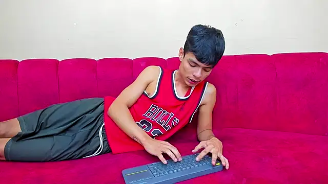 Brownie Lovers online show from November 21, 2025, 11:31 am