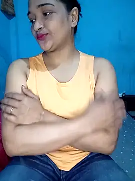 Snapshot of Hotty-couple063 chatting on November 18, 2025, 3:48 pm Hotty-couple063 online show from November 18, 2025, 3:48 pm