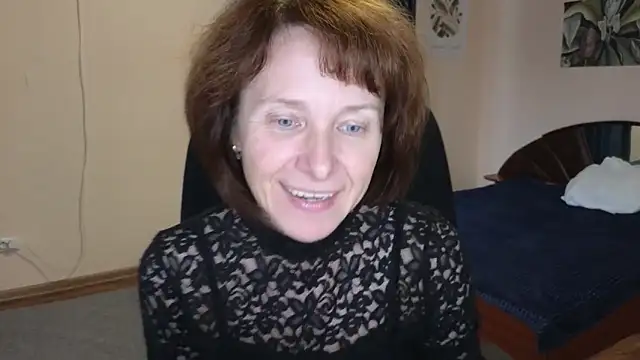 Lia Tito online show from September 18, 2025, 5:10 am