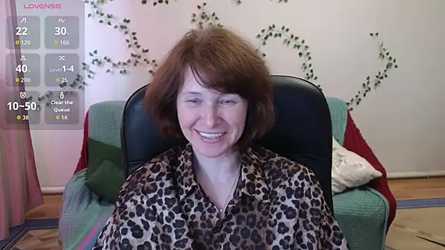 Snapshot of Lia_Tito chatting on April 18, 2026, 8:16 am Lia Tito online show from April 18, 2026, 8:16 am
