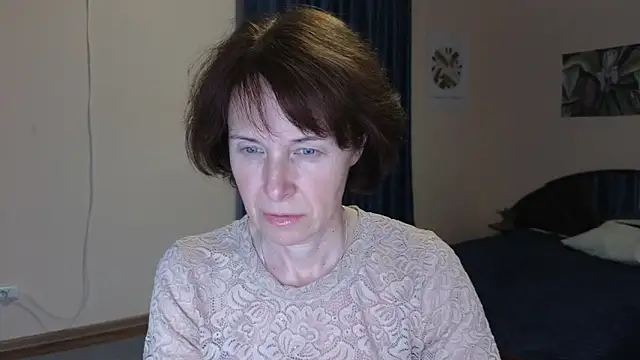 Lia Tito online show from December 1, 2025, 12:39 pm