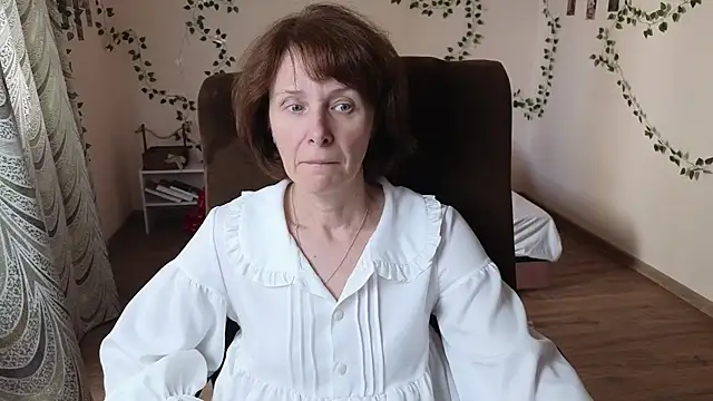 Lia Tito online show from September 15, 2025, 12:16 pm