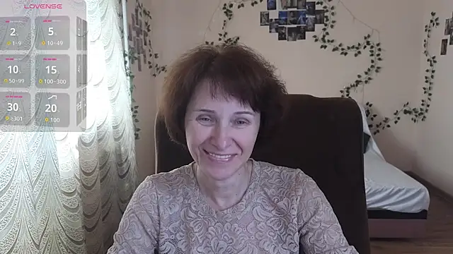 Lia Tito online show from October 24, 2025, 6:34 am