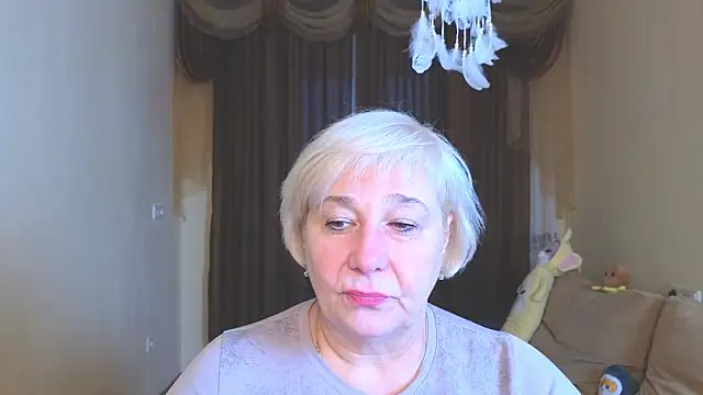 Milana Milky online show from December 18, 2025, 5:01 am