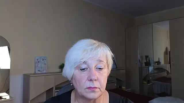 Snapshot of Milana_Milky chatting on September 9, 2025, 5:06 am Milana Milky online show from September 9, 2025, 5:06 am