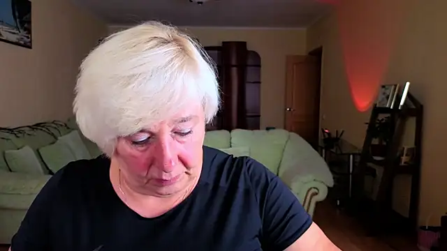 Snapshot of Milana_Milky chatting on September 23, 2025, 5:47 am Milana Milky online show from September 23, 2025, 5:47 am