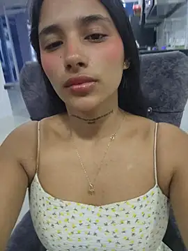 Lorena Mcfly online show from April 7, 2026, 11:34 am