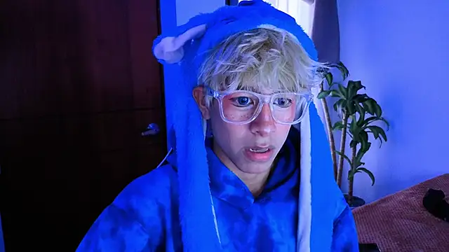 taichi bluy online show from November 9, 2025, 7:51 pm