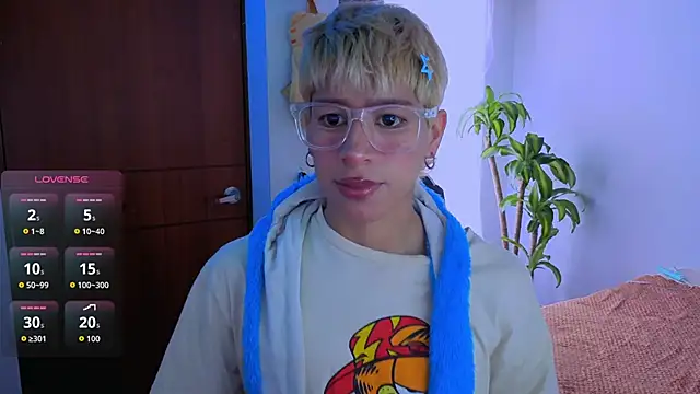 taichi bluy online show from December 15, 2025, 3:51 pm