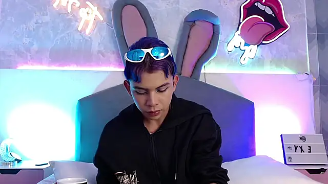 Princeapolo anki online show from November 25, 2025, 8:42 pm