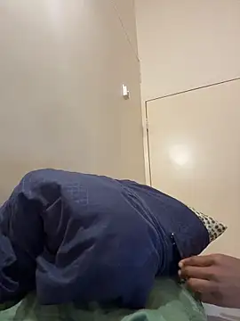 Snapshot of iriebusty chatting on February 9, 2026, 6:39 pm iriebusty online show from February 9, 2026, 6:39 pm