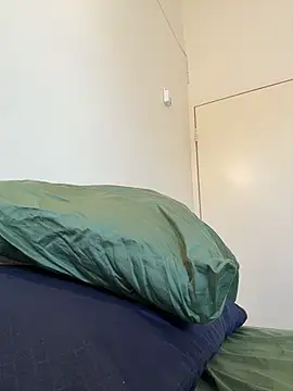 Snapshot of iriebusty chatting on February 6, 2026, 2:13 pm iriebusty online show from February 6, 2026, 2:13 pm