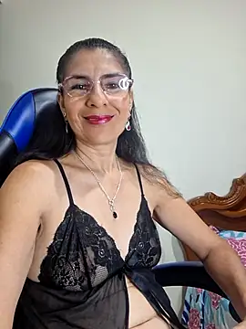 Snapshot of Natasha_50 chatting on April 1, 2026, 12:02 am Natasha 50 online show from April 1, 2026, 12:02 am