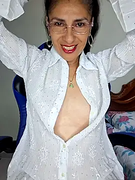 Snapshot of Natasha_50 chatting on March 27, 2026, 1:03 am Natasha 50 online show from March 27, 2026, 1:03 am