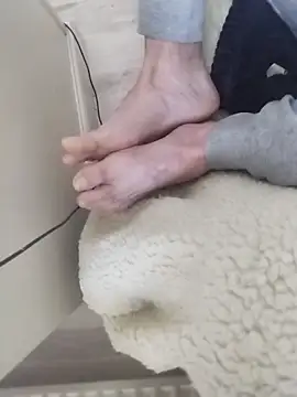 peepformance online show from December 23, 2025, 10:14 am