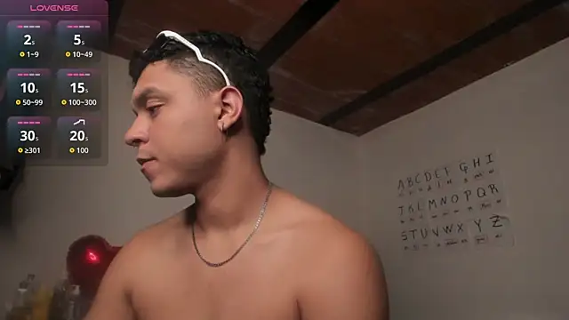 ANGELOGAO online show from December 20, 2025, 2:42 pm