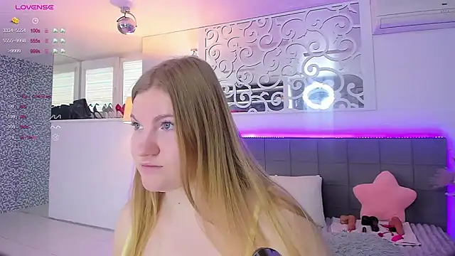 AshleyJoness online show from November 20, 2025, 8:04 am