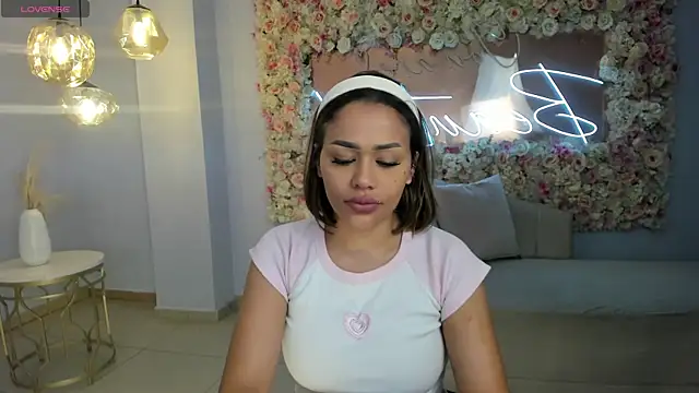 LiamCarterX online show from April 16, 2026, 12:28 pm