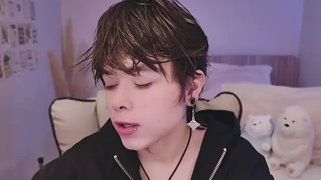 PaulTexx online show from November 17, 2025, 7:07 pm