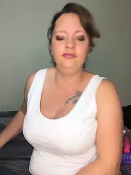 XADICTIVEX online show from November 1, 2025, 6:46 pm