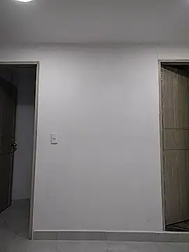 Snapshot of Eimy-04 chatting on February 12, 2026, 2:17 pm Eimy-04 online show from February 12, 2026, 2:17 pm