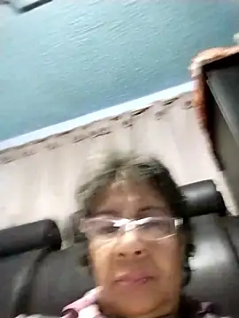 Snapshot of OliviaMorris1 chatting on January 13, 2026, 1:53 am OliviaMorris1 online show from January 13, 2026, 1:53 am