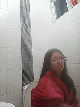 Snapshot of Yandal_Iris chatting on December 14, 2025, 8:20 am Yandal Iris online show from December 14, 2025, 8:20 am