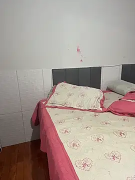 sophiemonroevip online show from March 28, 2026, 8:10 pm