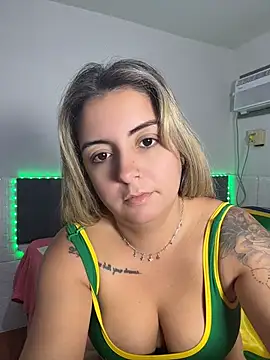 Snapshot of sophiemonroevip chatting on June 20, 2026, 5:51 pm sophiemonroevip online show from June 20, 2026, 5:51 pm