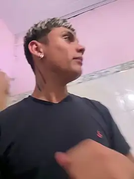 valen1891 online show from March 26, 2026, 6:17 pm