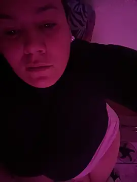 Snapshot of valen1891 chatting on October 27, 2025, 6:20 pm valen1891 online show from October 27, 2025, 6:20 pm