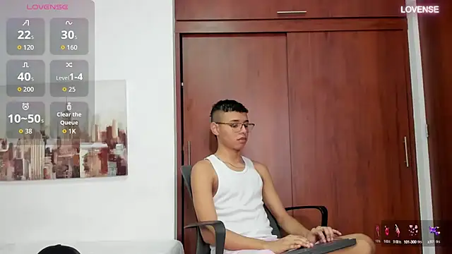 Snapshot of tristan_gold chatting on September 10, 2025, 11:04 pm tristan gold online show from September 10, 2025, 11:04 pm