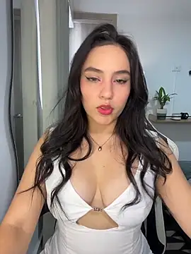 lunatorch online show from March 7, 2026, 7:41 pm