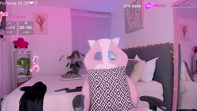 Snapshot of Littlee_lollii chatting on November 28, 2025, 1:17 am Littlee lollii online show from November 28, 2025, 1:17 am