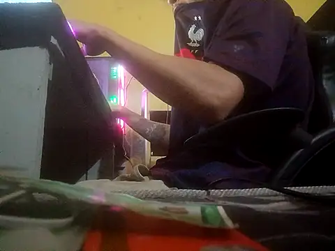 Snapshot of Veww1313 chatting on October 7, 2025, 2:51 pm Veww1313 online show from October 7, 2025, 2:51 pm