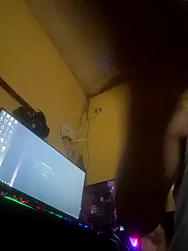 Snapshot of Veww1313 chatting on October 13, 2025, 2:29 pm Veww1313 online show from October 13, 2025, 2:29 pm