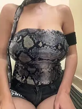 Snapshot of TEEN-BEBO chatting on April 11, 2026, 7:56 am TEEN-BEBO online show from April 11, 2026, 7:56 am