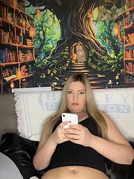 Snapshot of TheSexualIntellectual chatting on February 5, 2026, 6:09 am TheSexualIntellectual online show from February 5, 2026, 6:09 am