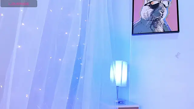 dulce fiore07 online show from May 19, 2026, 12:12 pm