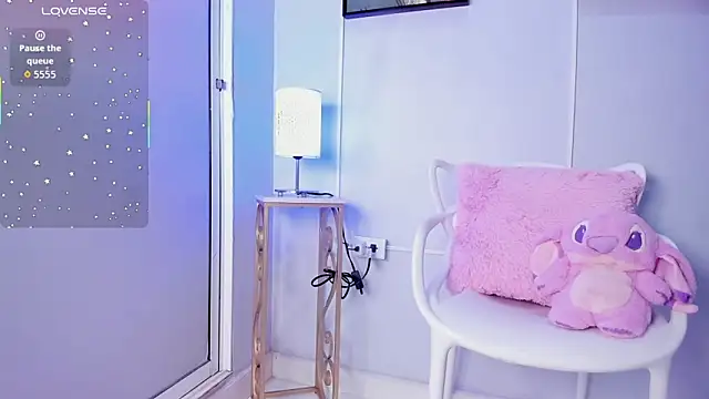 Snapshot of dulce_fiore07 chatting on February 4, 2026, 12:11 pm dulce fiore07 online show from February 4, 2026, 12:11 pm