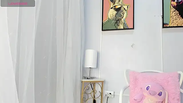 dulce fiore07 online show from May 23, 2026, 12:04 pm