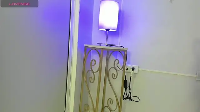 dulce fiore07 online show from April 28, 2026, 12:09 pm