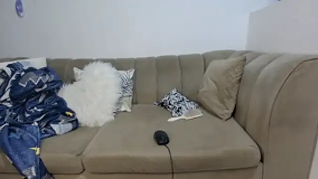 ChubbyBitch26 online show from May 6, 2026, 7:18 pm