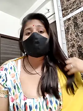 MISS RIYA14 online show from September 19, 2025, 5:17 pm